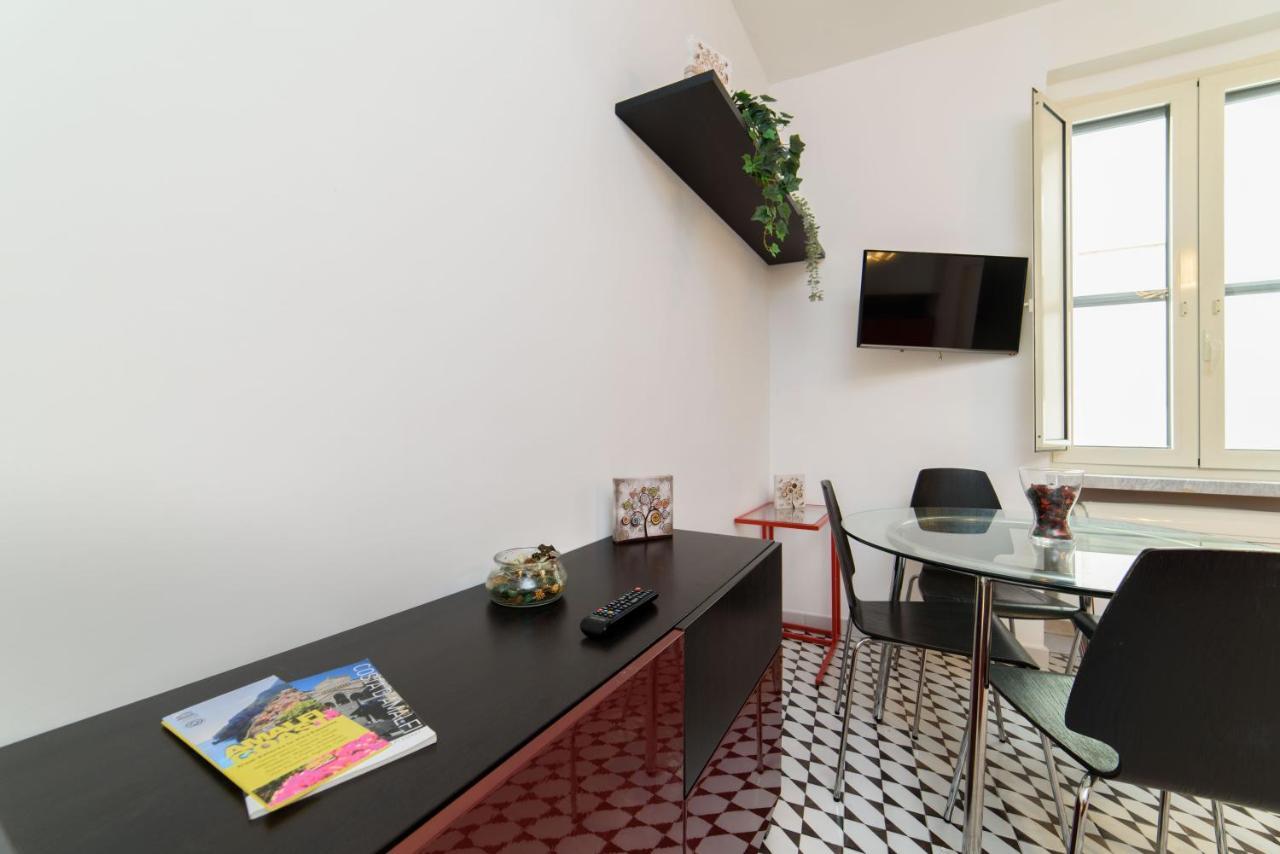 Apartmán Centro Storico - Wifi & Cucina Salerno Exteriér fotografie